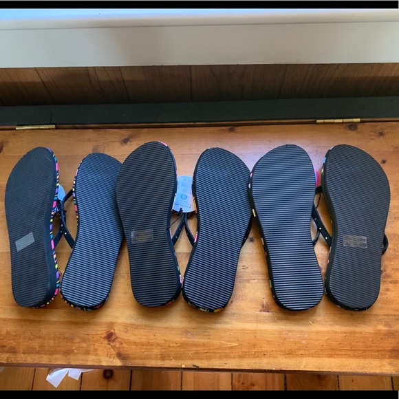 NWT 3 pairs Chatties Girls size XL/4-5 flip flops - Picture 5 of 7